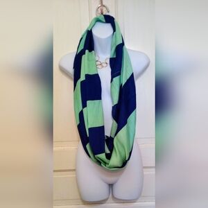 🛍️ BUNDLE ONLY 🛍️Stylish Blue and Green Infinity Scarf